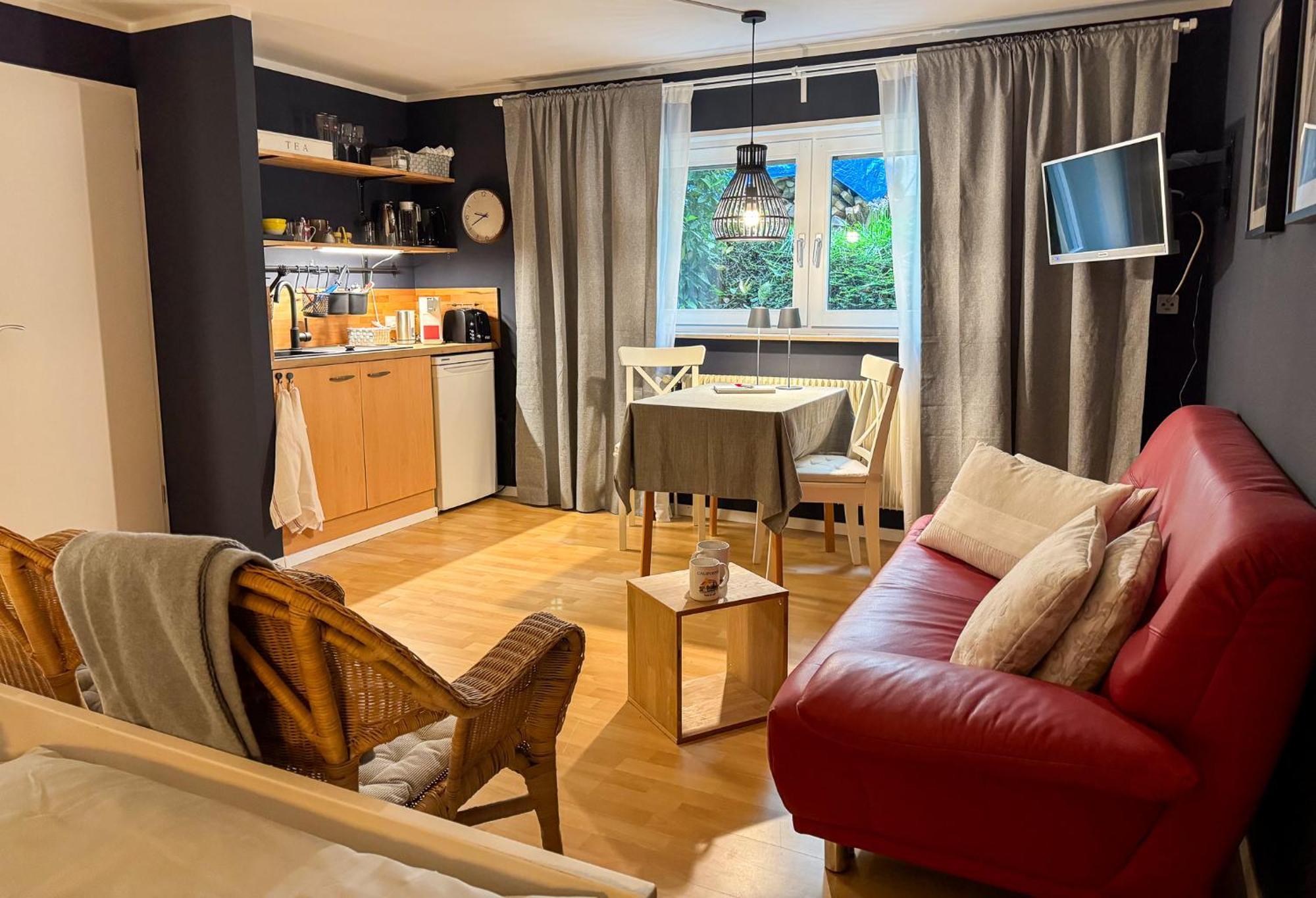 Apartment Parkplatz Garten Rad-Garage Freiburg im Breisgau Eksteriør billede