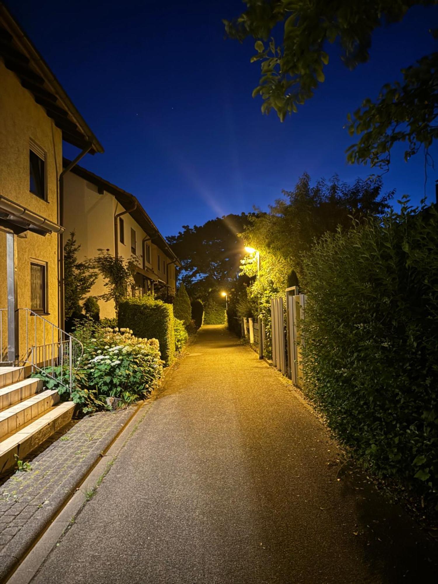 Apartment Parkplatz Garten Rad-Garage Freiburg im Breisgau Eksteriør billede